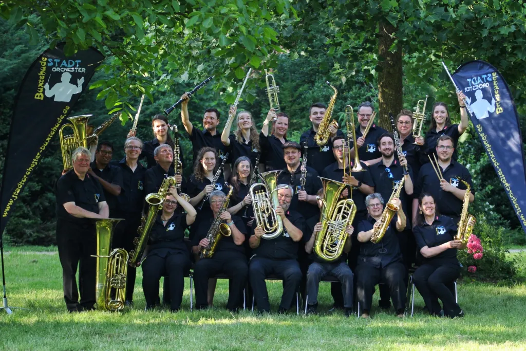 Gruppenbild des Stadtorchester beim Picknickkonzert 2025